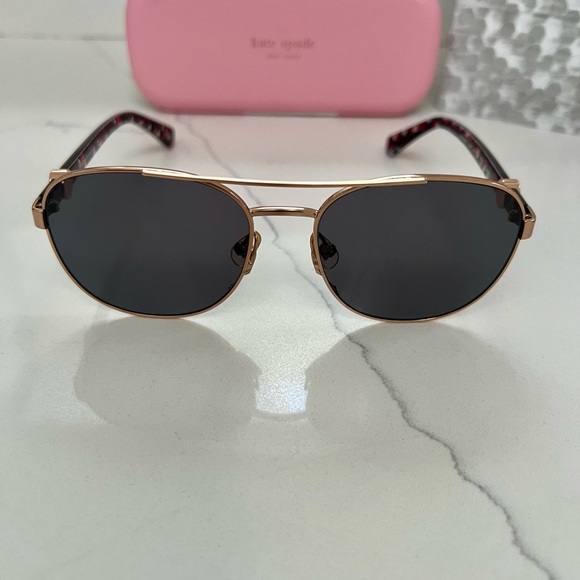 Kate Spade ♠️ RaglanG/S Sunglasses - Picture 6 of 7